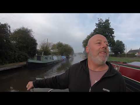Vlog 125, Narrowboat fit out -  PAINTING HER NAME AND FIRST FEW WEEKS OF CRUISING