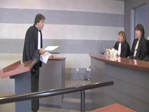 comment prendre un avocat commis d'office