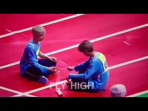 AB6IX Woong funny fancam at ISAC 2019😂
