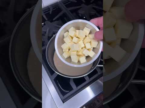 WHITE QUESO Restaurant Style.  #queso #whitequeso #food #cooking #3piecesofpecan