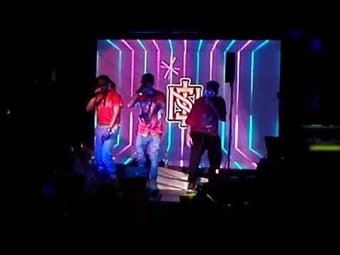 AGUSTINO VT - Molly ft Klown y Klunak (vivo)