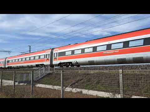 Frecciarossa 1000 9634 da Napoli in transito al PM Cigliano.