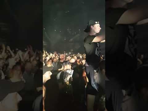 Snakepit 2018 - Angerfist vs. Destructive Tendencies @ 03:09