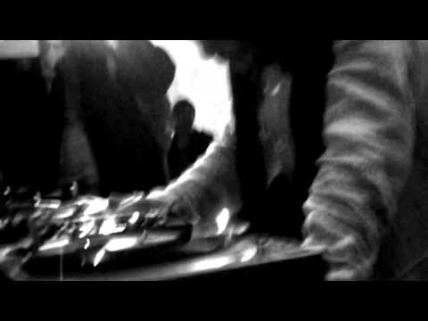 AGI Yuzuru Bricolage ~ FRUE 2014 1.24 fri 東京現代美術館 Content