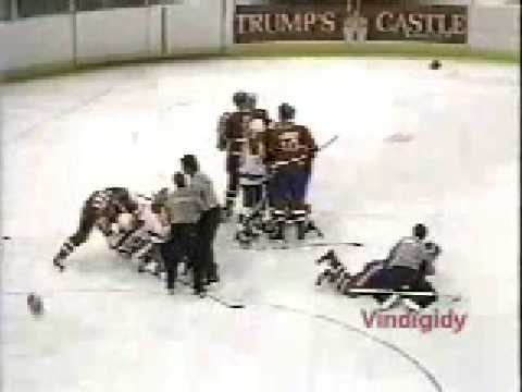 Mike Lalor vs Greg Adams