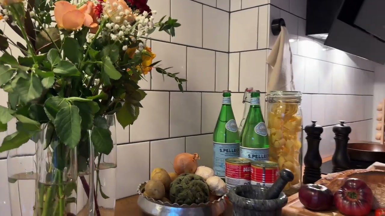 2 rum Lägenhet på Fyrskeppsvägen 38 Kärrtorp Stockholms kommun - video