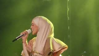 Download lagu 'Sedang Ingin Bercinta'Dewa 19 ft Lesti Kejora at 51th Kerajaan Cinta Ahmad Dhani Jakarta 28052023 mp3