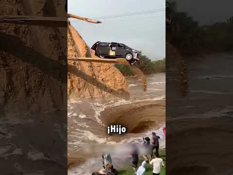 ¡Un coche falso casi se estrella contra el agua! 😨