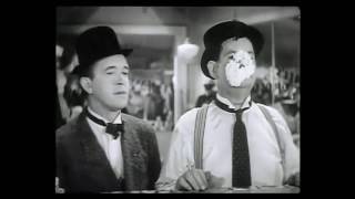 Laurel & Hardy short funny clips