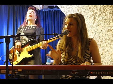 Katie Henry, 'Love like kerosene'/ 'Nobody's fault ..'/... get stoned', 'Muddy's Club' Weinheim 2025