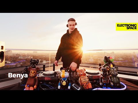 Benya - Live @ Electronic Space, Odesa, Ukraine at sunset Melodic Techno & Progressive House DJ Mix