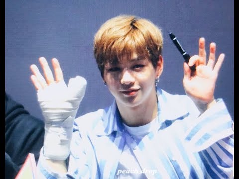 [ Wanna One ] 170818 Kang daniel at Myeongdong fansign - 워너원