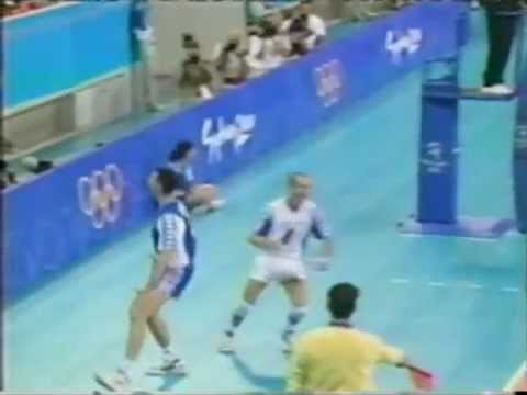 Amazing volleyball action by Vladimir Grbic