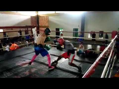 DESMARC MACFIELDS VS ROBIN ZAMORA, VIERNES 14 DE MAYO DE 2021  GIMNASIO ROBERTO HUEMBES. ROUND 1.