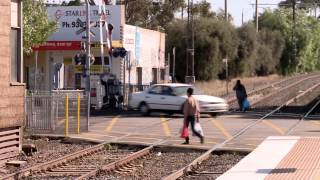 $200 million to remove notorious St Albans level crossing