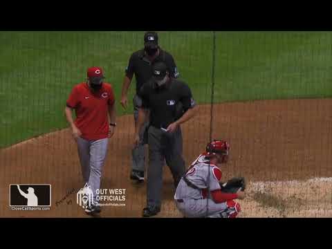 Ejections 35-36 - Umpire Shane Livensparger Ejects Joey Votto & David Bell During Inning Break