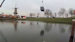 preview picture of video 'Winterland Spijkenisse een bijzondere hijsklus'