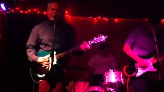 The Wolfhounds - 'Cruelty' live @ The Macbeth
