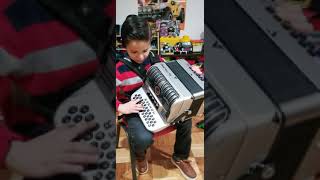 Adivina adivinador-los tucanes de tijuana