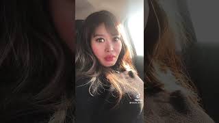 ギャルおっぱいタッチ