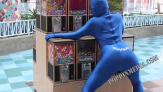 Blue Lady Twerking starring Caramel Kitten