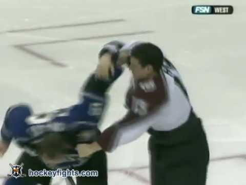 Dan Hinote vs Sean Avery Mar 20, 2006