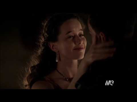 Reign 2x15 "Forbidden" - Lola and Narcisse moment