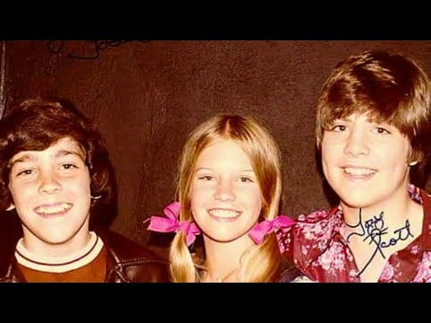 Mouseketeers Happy New Year ♦ 1977 New Mickey Mouse Club