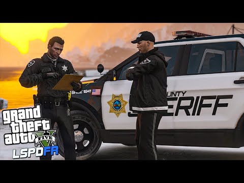 GTA 5 LSPDFR - Town Full of Trespassers