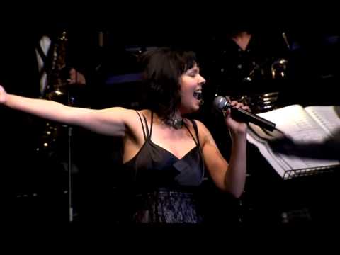 THE MAN WITH THE GOLDEN GUN