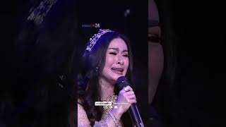 Download lagu Iis Dahlia Beri Emosi Yang Mendalam Saat Bernyanyi Bersama Ibu #KilauRayaMNCTV34 #IisDahlia #Shorts mp3 Download lagu Iis Dahlia Beri Emosi Yang Mendalam Saat Bernyanyi Bersama Ibu #KilauRayaMNCTV34 #IisDahlia #Shorts mp3