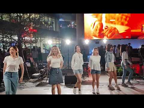 iWish @ Siam Walking Street - Siam【720p】