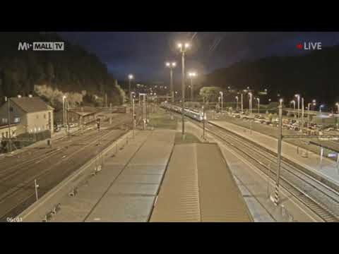 Staniční hlášení a vlak Ústí  nad Orlicí - R 874 Svitava + Autobusy č. 5073 + Přijely, 24.9.2021