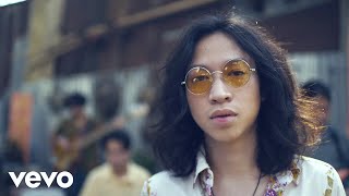 เหมือนเดิม ๆ – ไม้หมอน วชิรวิทย์