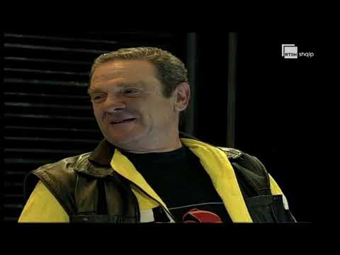 Te gjithe me huqe (Teater Shqiptar)