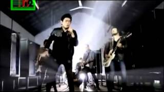 Download lagu Seventeen Band - Hal Terindah (Alb. Dunia Yang Indah) mp3