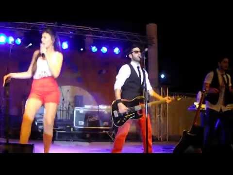 Ivi Adamou feat. Melisses - Black and Yellow ( Live at Foinikoudes 2011 - Cyprus)
