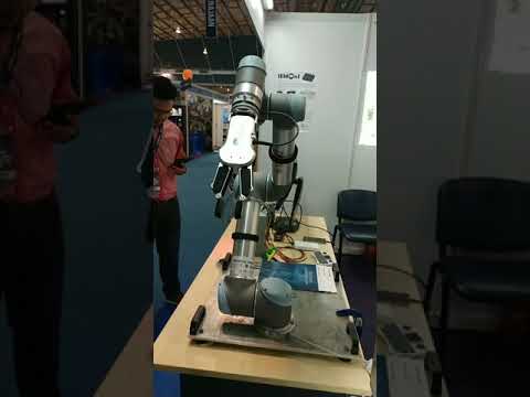 Universal Robot UR5 demo at MITC