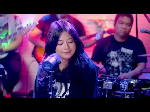 On the Wings of Love by Gigi de Lana