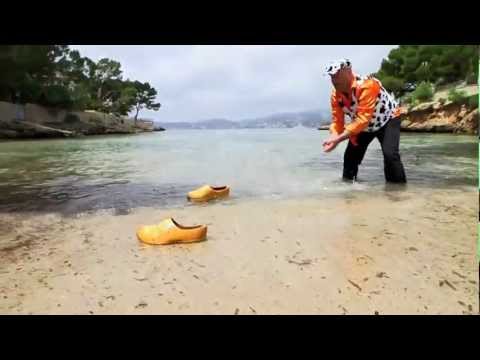 Hermes House Band & Jurgen Drews - Hey We're Gonna Rock This Place (Official Video)