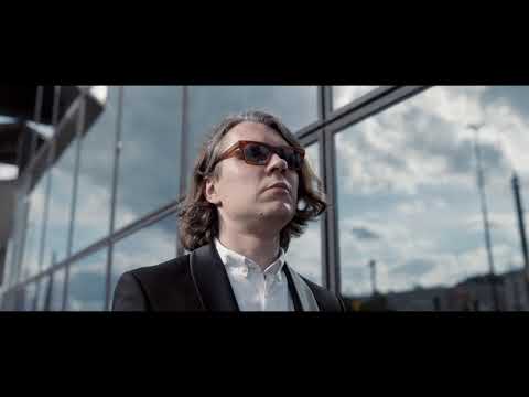 Jazzpospolita - Taki upał, a ten siedzi w rękawiczkach