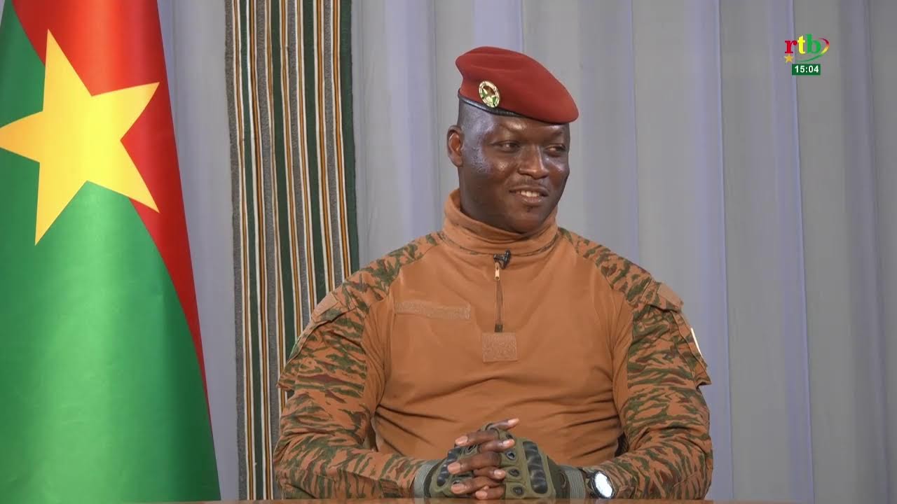 RTB- An I de la proclamation de la  RPP : Le Président du Faso face à la presse (Rediffusion)