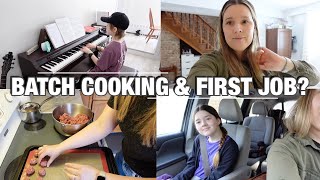 DAY IN THE LIFE AS A STAY AT HOME MOM! | MEAL PREP, FIRST JOB, & IS IT SPRING?