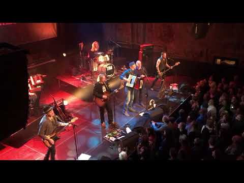 Und musst du weinen - Die Seilschaft