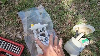 2007 Nissan Versa fuel pump replacement - pressure regulator issue
