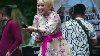 Download lagu ANISA RAHMA // CINTA DAN AIR MATA // SYAWALAN LINGGO ASRI PEKALONGAN mp3