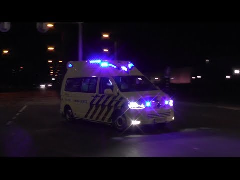 A1, Silverline Ambulances 02-141 Leeuwarden & 02-132 Harlingen naar MCL vanaf OGS incident Franeker