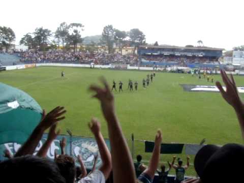 Iraty 1x5 Coritiba - Entrada em Campo / Bandeirão - Camp. Paranaense 2012