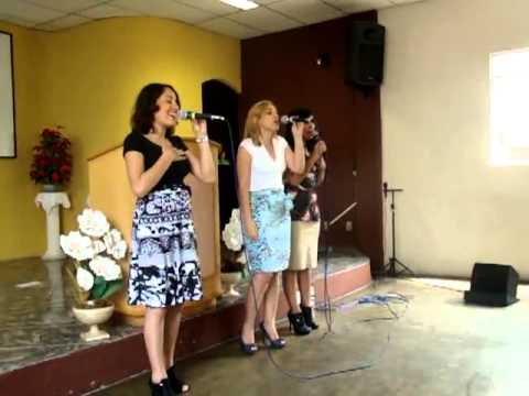 Cinthya Inoñán Renova me