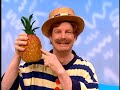 Mr Noodle Y Elmo Persiguiendo El Queso Retrotv Throwbacktv Plazasesamo Elmo Throwbacktvmovies